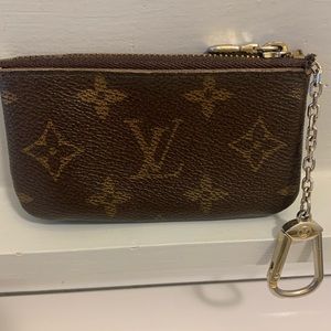 Pre-Loved Louis Vuitton card case with key chain